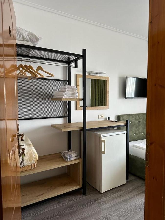 Fjora Rooms Саранда Екстер'єр фото